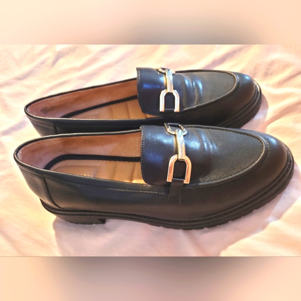 Kelly & Katie Platform Loafer Black Size 11